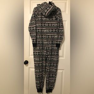 Pink by Victoria’s Secret Christmas Pajama Onesie White Black  Size Small Zip Up